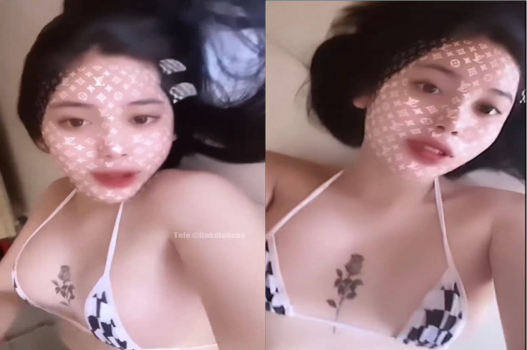 Nàng xinh đẹp xuất sắc trong mọi tư thế